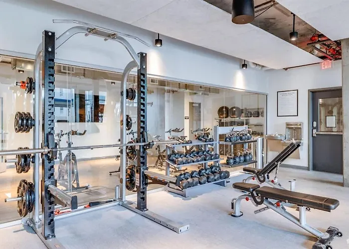 Boulevard Skyline Rooftop Pool Gym & Parking * Phoenix